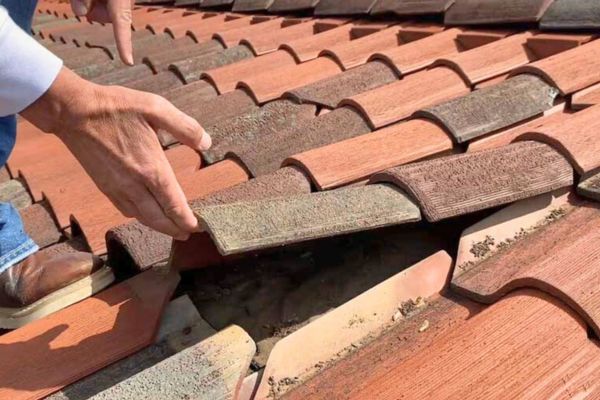 Repairing Broken Tiles - Stucco Contractors Santa Fe